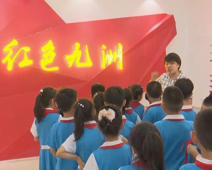 为什么我手机充电这么慢呢？游戏画面